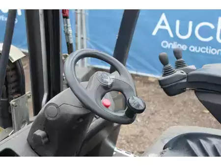 Eléctrica de 4 ruedas 2019  Linde E16C (22)