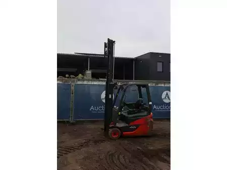 Eléctrica de 4 ruedas 2019  Linde E16C (28)