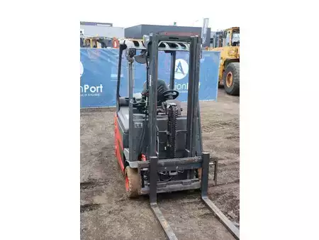 Eléctrica de 4 ruedas 2019  Linde E16C (6)