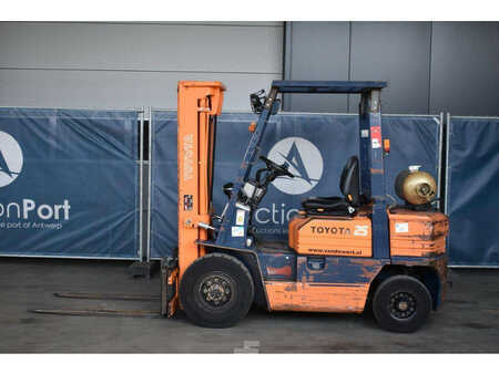 LPG Forklifts 1988  Toyota 42-5FGF25 (2)