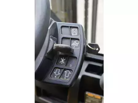 Diesel heftrucks - [div]  (25)