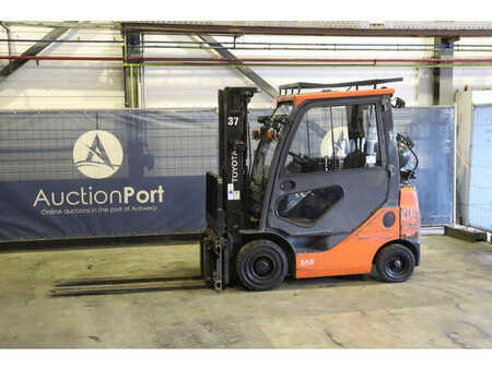 LPG Forklifts 2016  Toyota 02-8FGF18 (1) 