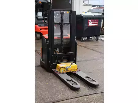 Pallestabler 2015  BT SWE200D (7)