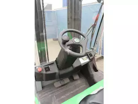 El truck - 4 hjulet 2017  Cesab B420 (19)