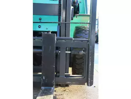 Gasoltruck 2005  Mitsubishi FGE25T (11)