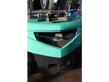 Gasoltruck 2005  Mitsubishi FGE25T (17)
