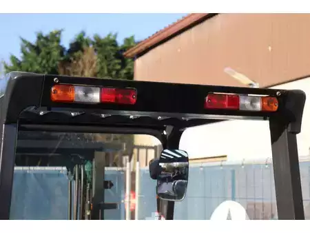 Gasoltruck 2005  Mitsubishi FGE25T (19)