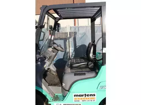 Gasoltruck 2005  Mitsubishi FGE25T (20)