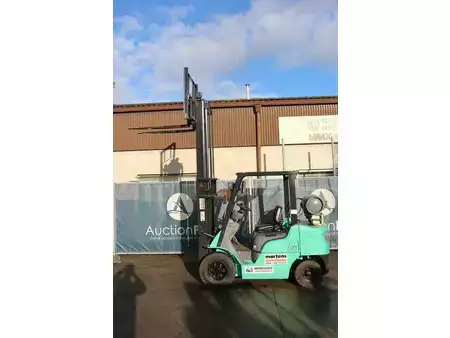 Gasoltruck 2005  Mitsubishi FGE25T (31)