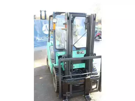 Gasoltruck 2005  Mitsubishi FGE25T (6)
