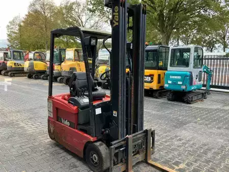 Elektromos 4 kerekű 2009  Yale ERP16ATF (SWB) E2380 (6)