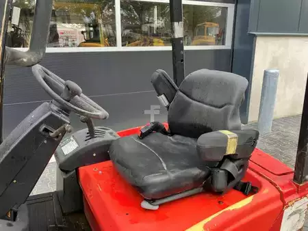 Elektromos 4 kerekű 2009  Yale ERP16ATF (SWB) E2380 (9)