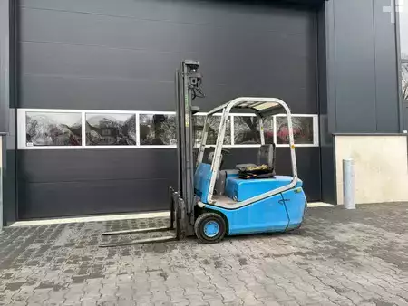 Carrelli elettrici 4 ruote 1995  Cesab BLITZ 315 (1)
