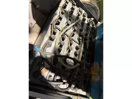 Carrelli elettrici 4 ruote 1995  Cesab BLITZ 315 (11)