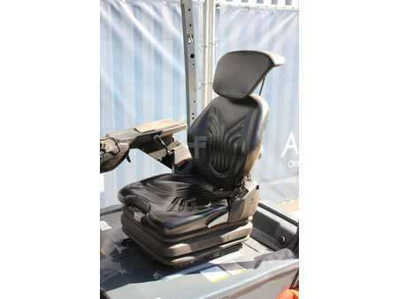 Elektro čtyřkolový VZV 2016  Toyota 8FBEK18T (26)