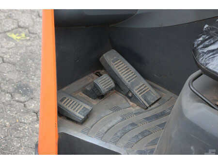 Schubmaststapler 2010  BT RRE140 (15)