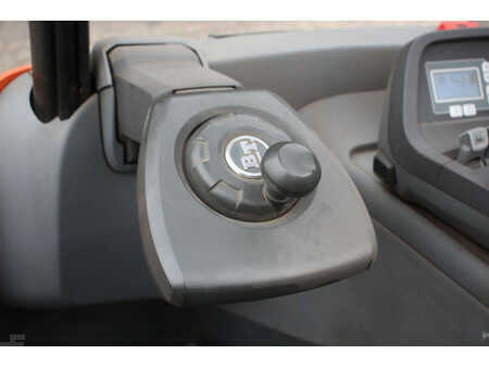 Schubmaststapler 2010  BT RRE140 (18)