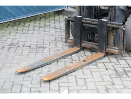 Treibgasstapler 2012  Toyota 02-8FGF25 (10)