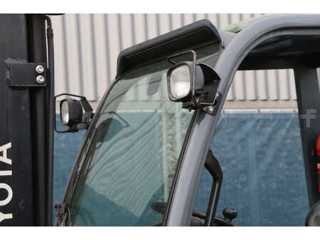 Treibgasstapler 2012  Toyota 02-8FGF25 (13)