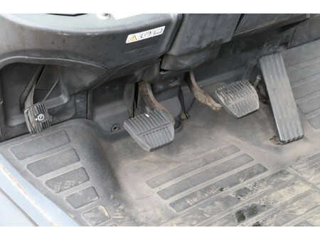 Treibgasstapler 2012  Toyota 02-8FGF25 (26)