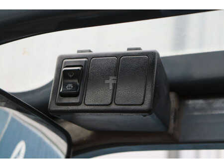 Treibgasstapler 2012  Toyota 02-8FGF25 (30)