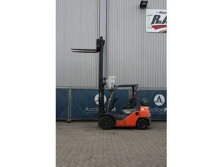 Treibgasstapler 2012  Toyota 02-8FGF25 (37)