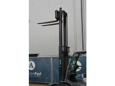 Treibgasstapler 2012  Toyota 02-8FGF25 (39)