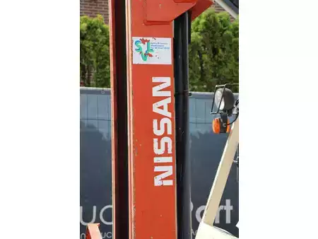 Gas truck 1998  Nissan PH02A-25U (12)