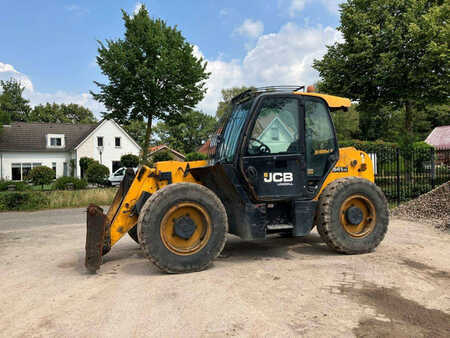 Chariot télescopique rigide 2018  JCB 541-70M (1)