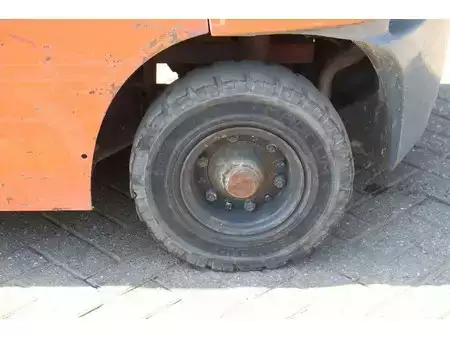 Nestekaasutrukki 2007  Toyota 42-7FGF25 (15)