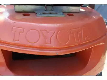Nestekaasutrukki 2007  Toyota 42-7FGF25 (18)