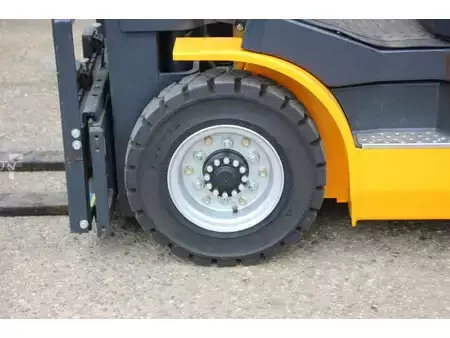Carrelli elevatori diesel - Unicarriers N25 (14)