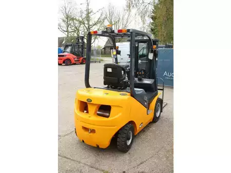 Carrelli elevatori diesel - Unicarriers N25 (5)