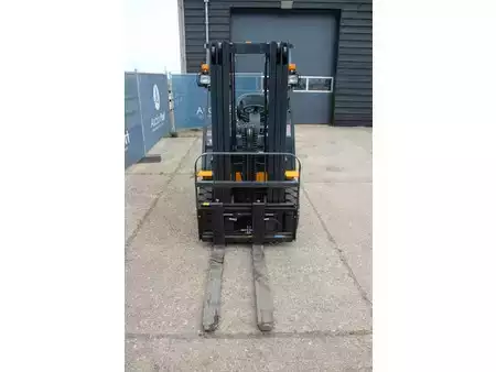 Carrelli elevatori diesel - Unicarriers N25 (7)