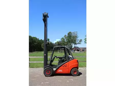 Chariots élévateurs diesel - [div]  (33)