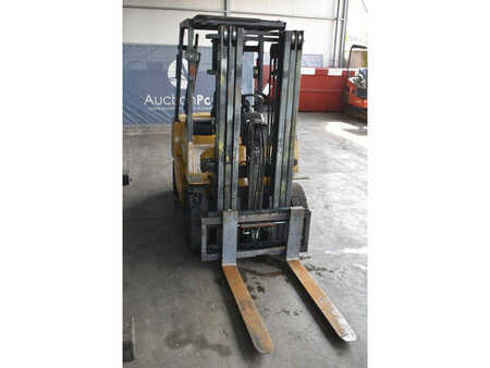 Diesel Forklifts 1999  CAT DP25 (6)