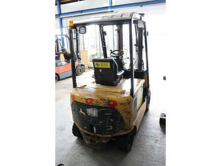 4 Wheels 2008  CAT Lift Trucks EP25KPAC (5)