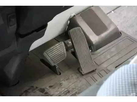 Elektrisk- 4 hjul 2016  Unicarriers JAG1N1L18Q (23)