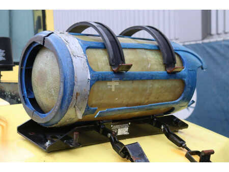 Carretilla elevadora GLP 2010  Hyster H8.0FT (20)