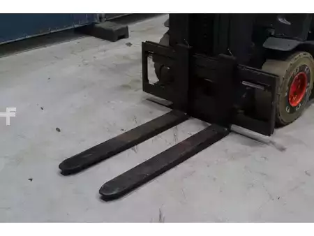 Elektrisk- 4 hjul 2012  Linde E25L-01 (10)