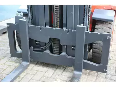 Carrelli elettrici 4 ruote 1993  Linde E35P (10)