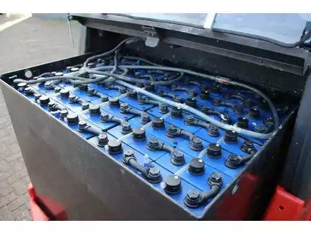 Carrelli elettrici 4 ruote 1993  Linde E35P (18)