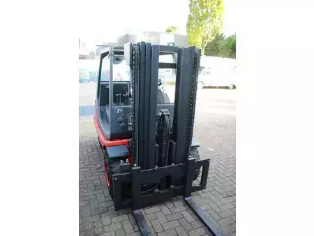 Carrelli elettrici 4 ruote 1993  Linde E35P (6)