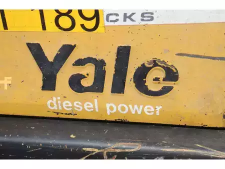 Chariots élévateurs diesel 2003  Yale GDP25TF (15)