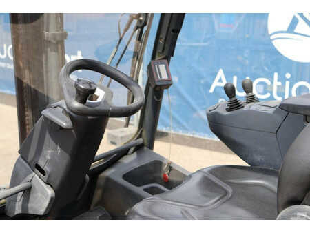 Elektro čtyřkolový VZV 2020  Linde H35D-01 (26)