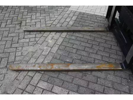 Carrelli elevatori diesel 2020  Toyota 02-8FDF30 (11)