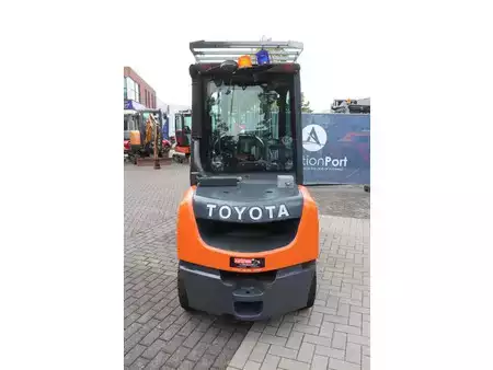 Carrelli elevatori diesel 2020  Toyota 02-8FDF30 (5)