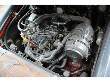 Terénní vysokozdvižný vozík 2013  Linde H25T (17)