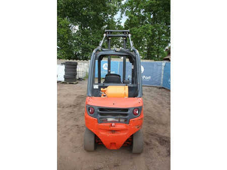 Terénní vysokozdvižný vozík 2013  Linde H25T (7)