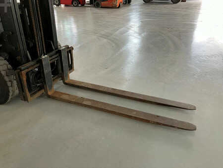 LPG VZV 2008  Toyota 02-8FGF25 (10)